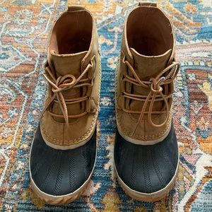 Sorel Out N About Boots - sz.8